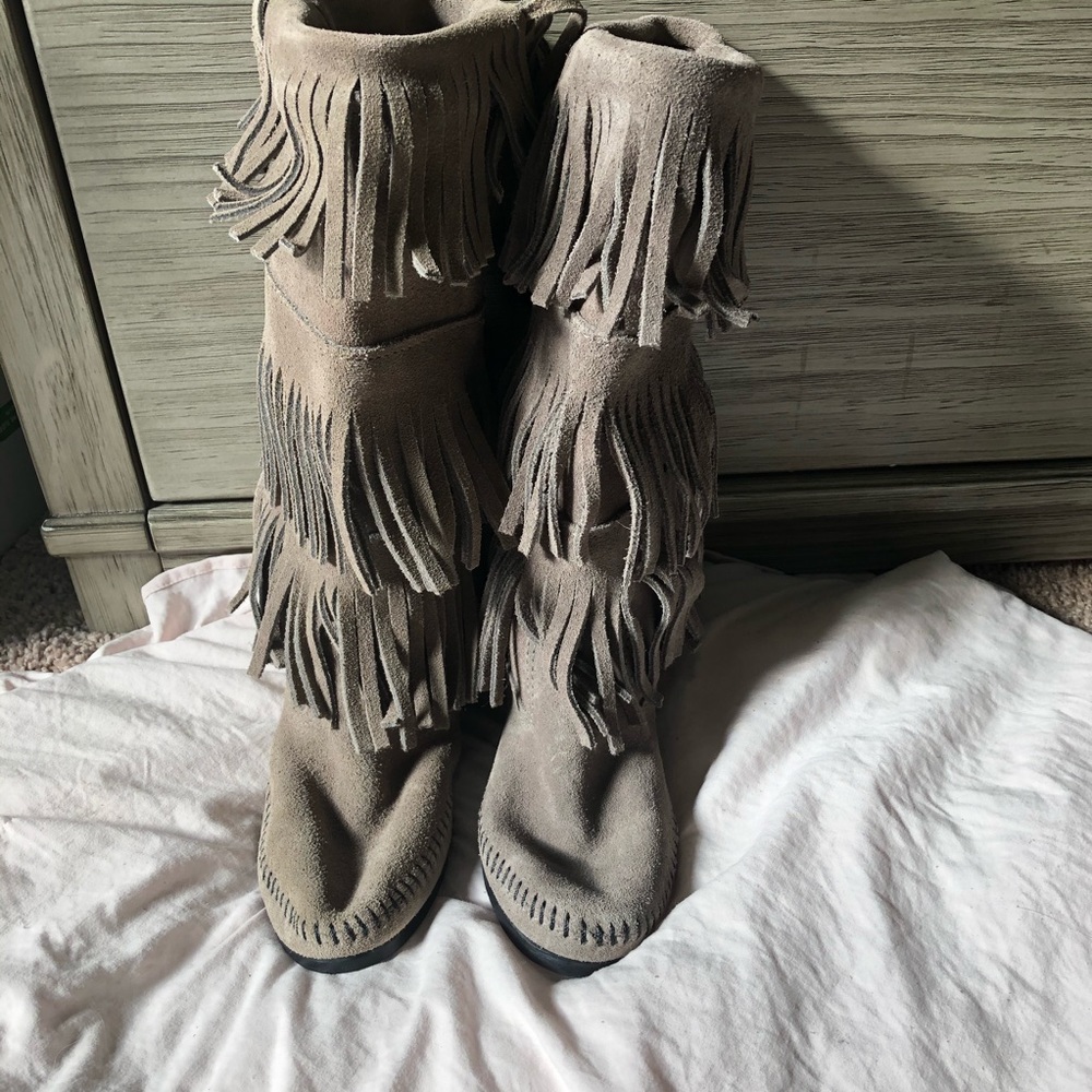 Minnetonka 3 Layer Fringe Boot - image 5
